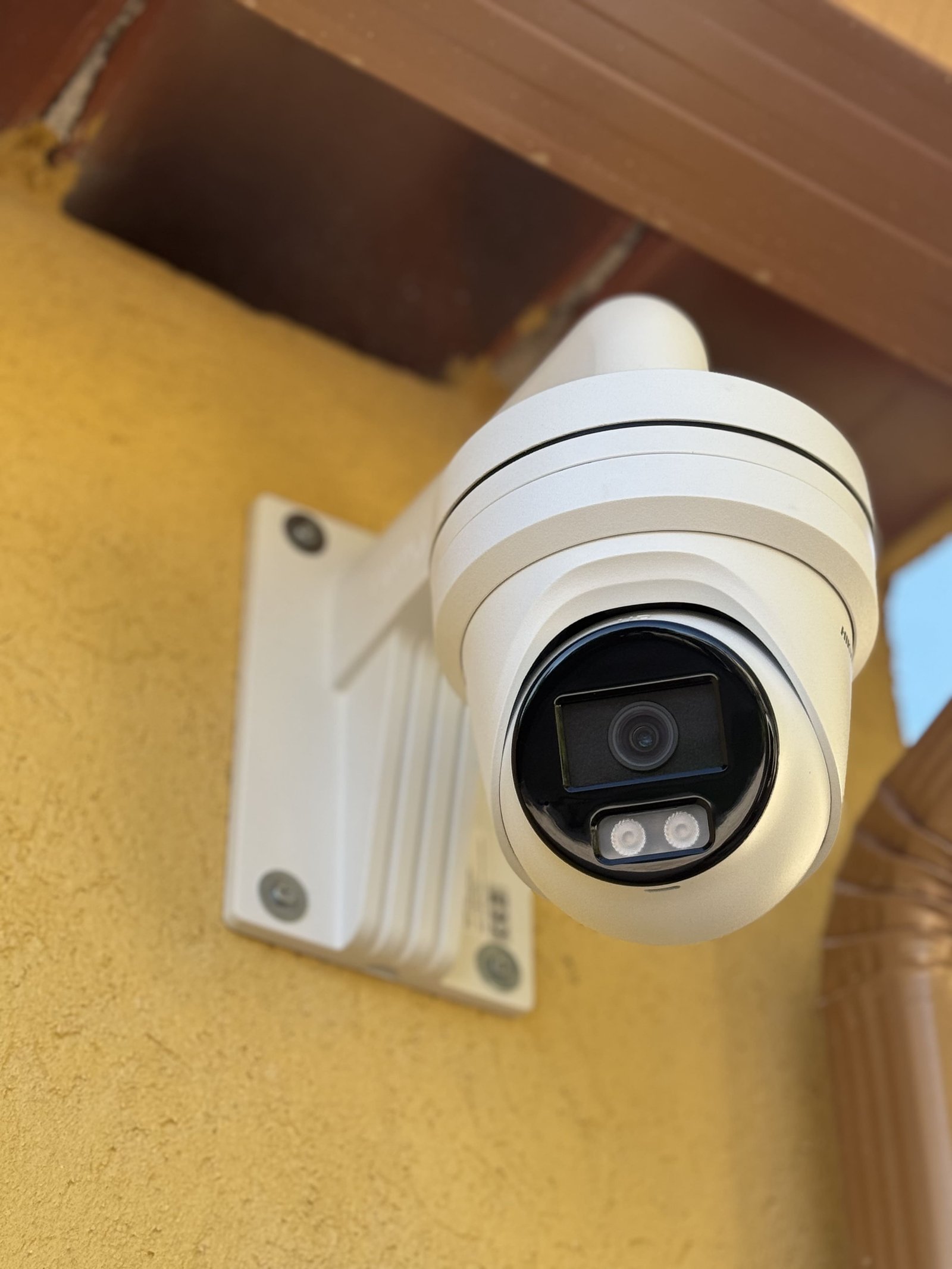 Caméra de surveillance Hikvision Var